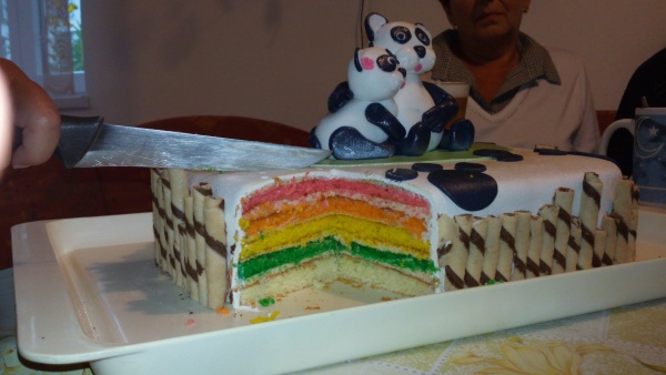 barevný dort